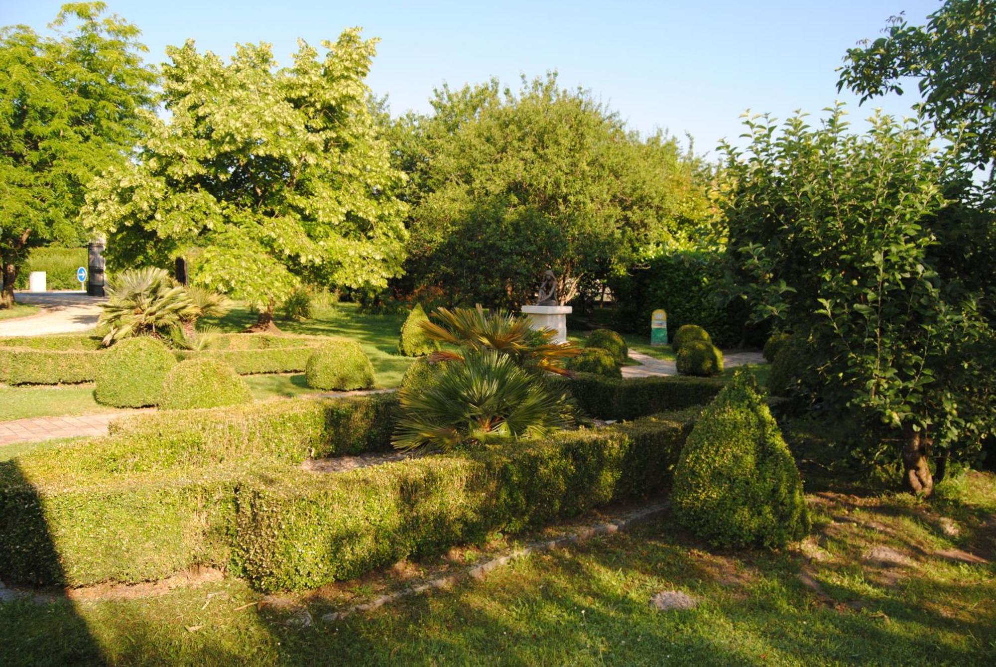 Les Insolites Du Grand Logis Marchais  Cameră foto
